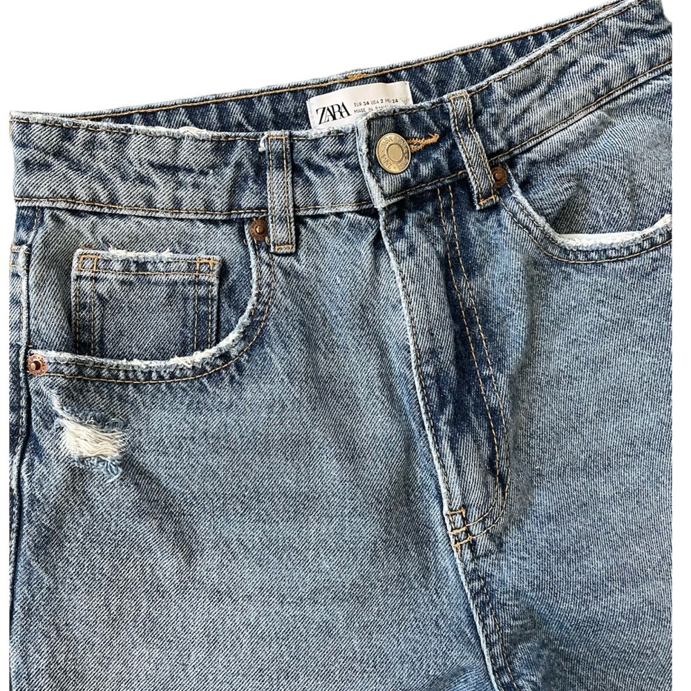 Zara High Waist Straight Leg Medium Wash Denim Jeans - Picture 3 of 4